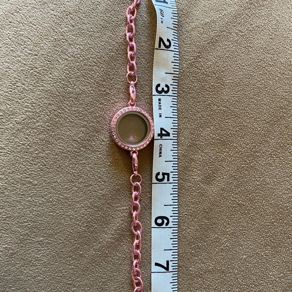 Pink locket bracelet - Picture 3 of 3